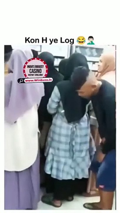 Please Follow Me  #reels #fbreels #viralreels #funnyreels #funnymoments #girl #memes ｜ London College Girls 3 ｜ London College Girls 3 · Original audio