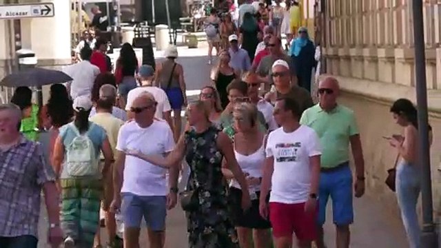 El 1% más rico de la población contamina tanto como los dos tercios más pobres, según Oxfam Intermón