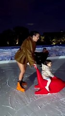 جورجينا رودريغيز ورونالدو يلعبان على الثلج كالأطفال