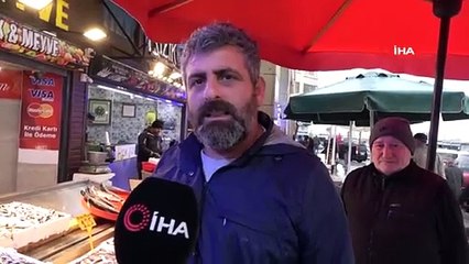 Karadeniz'deki Fırtına Hamsi Fiyatlarını Etkiledi