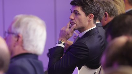 Aurélien Pradié lève le voile sur cette "douleur familiale" qui l'a poussé à s'engager en politique