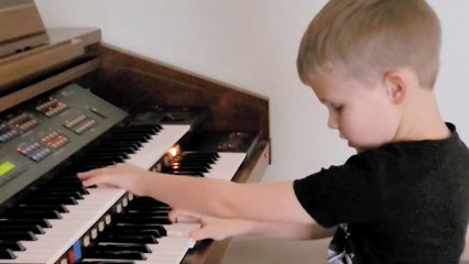 Boy Who Lost Sight To Cancer Teaches Himself Piano | Happily TV
