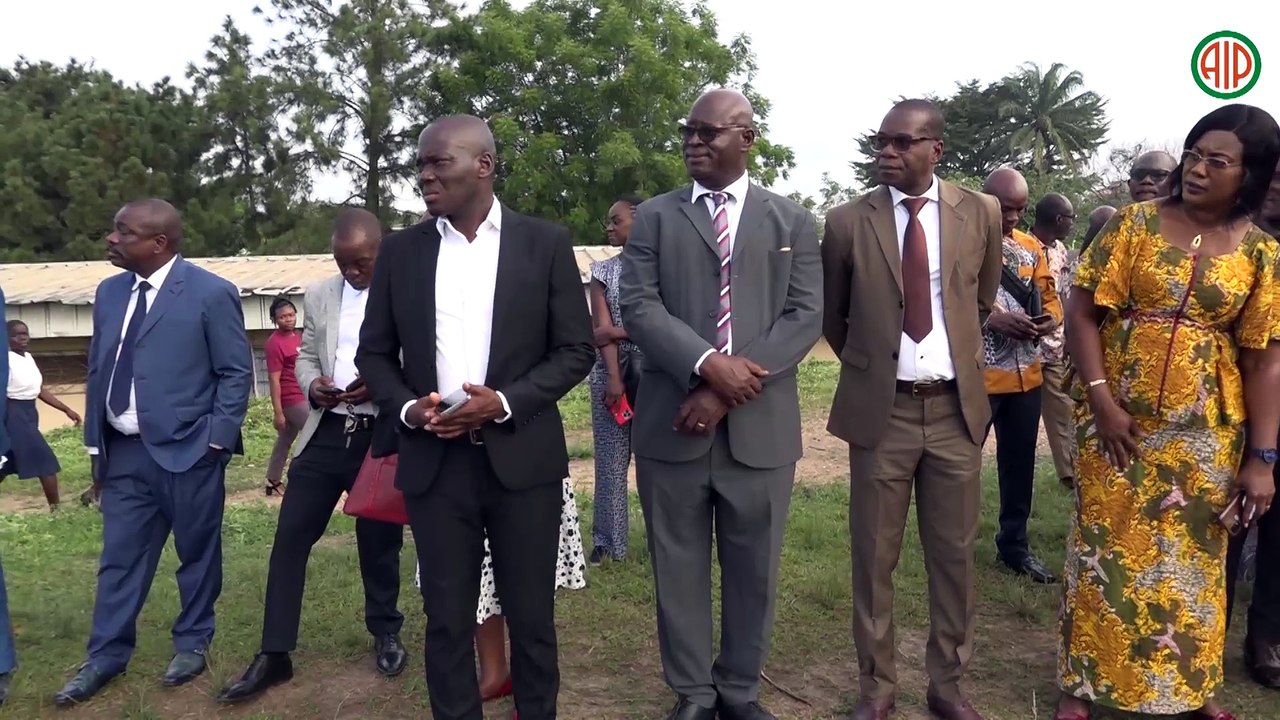 Région-Agboville/ Le préfet sensibilise les élèves sur la drogue et les grossesses en cours de scolarité