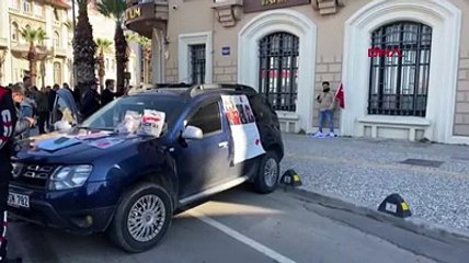 İzmir'de İsrail protestosu: Başına tabanca dayadı