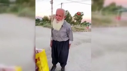 AYASOFYA’DA KEDİ SEVDİĞİ VİDEO İLE VİRAL OLMUŞTU, AHMET AMCA O ANLARI ANLATTI