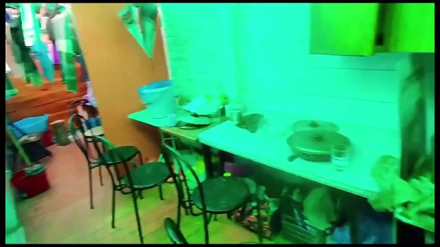 Letti ovunque nell'appartamento-dormitorio per migranti: denunciato a Cagliari affittacamere abusivo