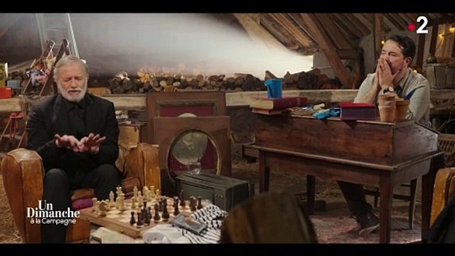 Francis Huster dans Un dimanche à la campagne sur France 2, le 19 novembre 2023.