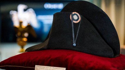 Un bicorne de Napoléon vendu à 1,932 millions d'euros aux enchères