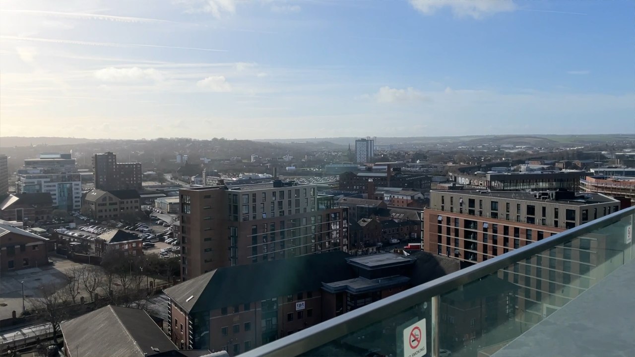 Average annual salary: Highest paid jobs in the country outside of London revealed