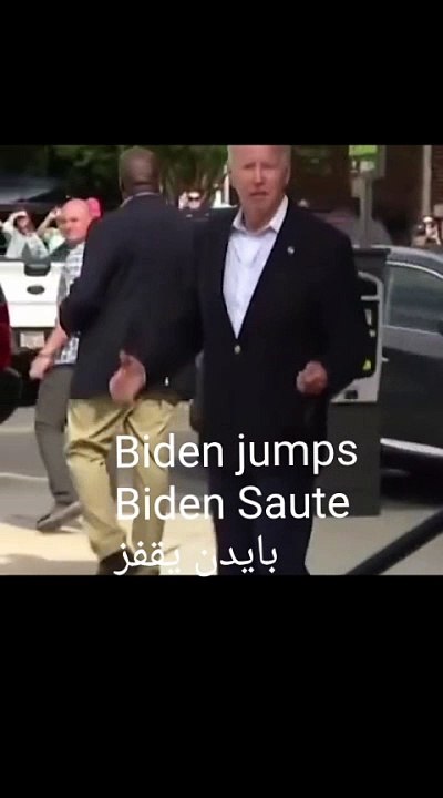 Biden jumps and takes a nap.  Biden saute et fait une sieste