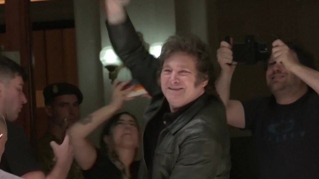 '남미의 트럼프' 밀레이 아르헨 대선 승리...정권 교체 / YTN