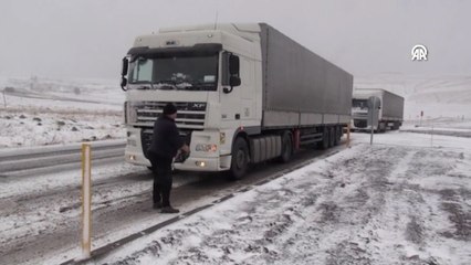 Kar etkisini artırdı, 4 ilde yollar kapandı