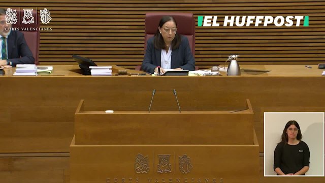 La presidenta de Les Corts valenciana (Vox): Vamos a votar a mano alzada y que les den por saco