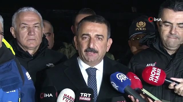Kayıp 11 mürettebat uçak, helikopter ve İHA'lar ile aranıyor