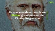 Platon : ce que vous devez savoir sur ce grand penseur de l’Antiquité grecque