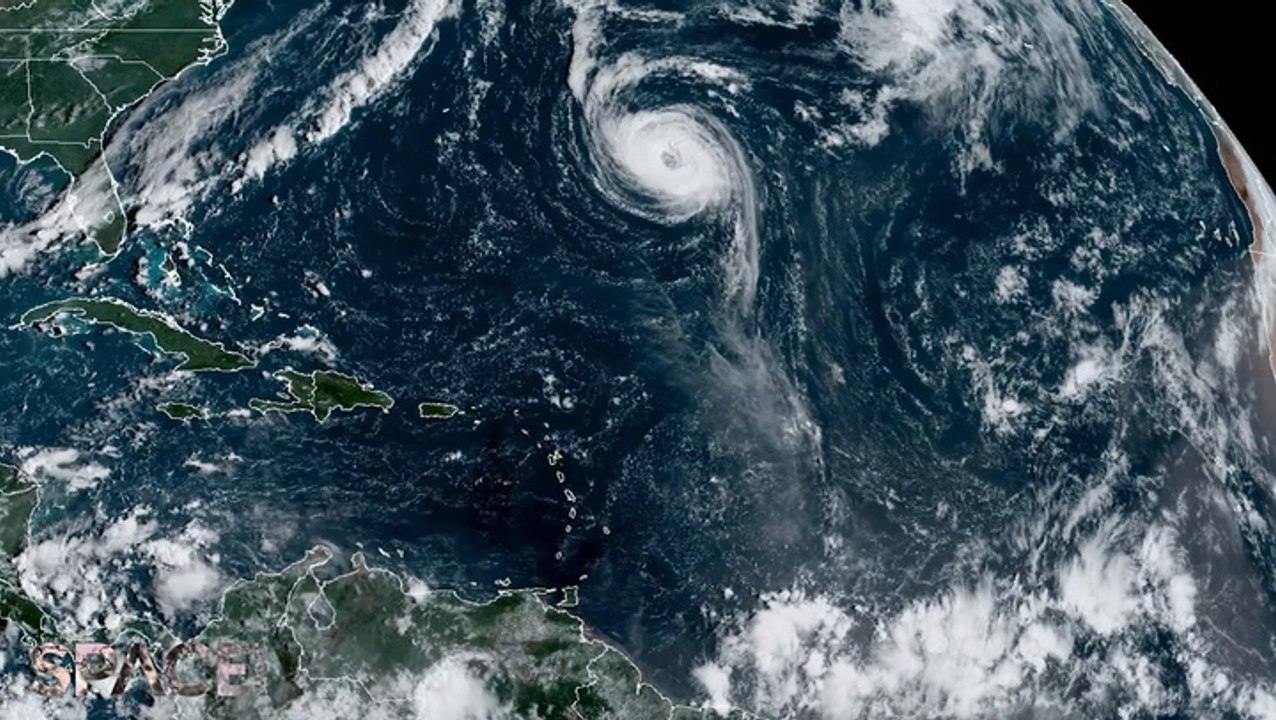Time-Lapse View From Space Of Hurricane Nigel's Huge Eye In NOAA Satellite