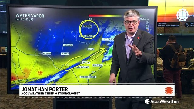 Severe storms bring a danger of tornadoes to Louisiana and surrounding areas