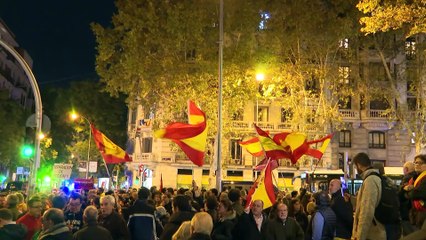Un detenido por desobediencia en la decimoctava noche de protestas en Ferraz