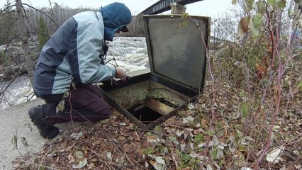 À Pied Alma Petite Décharge Égout de L'Usine Price 20 Novembre 2023