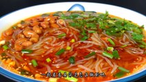 How to make spicy and sour noodles to taste good? It turns out that making them at home is so simple