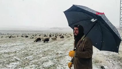 Kars'ta Yoğun Kar Yağışı Sonucu Göçerler Yolculuğa Çıktı