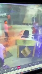 Angel Mall fierce fighting over entry in Blue Cafe Bar Video