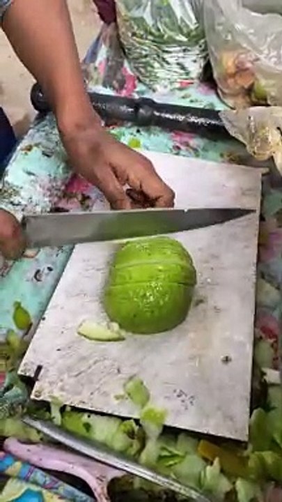 Famous Guava Recipe In India | Indian Street Food | Famous Street Food of India | Food Lovers #asmr #foodies #food #spicy #tasty #foodlover