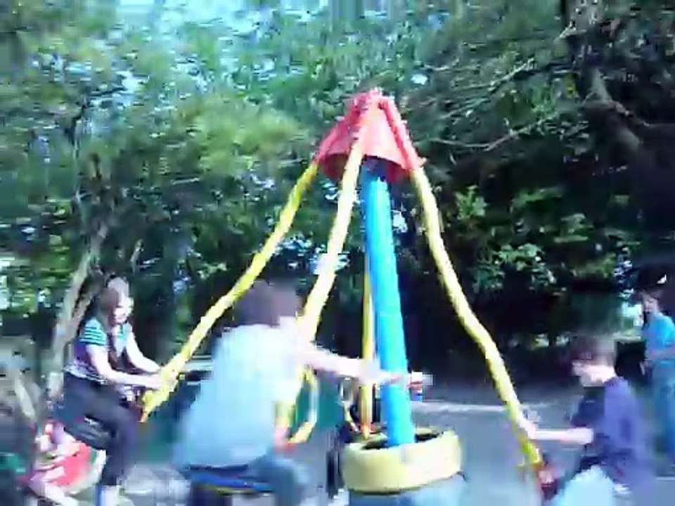 Karusellschaukel 2011