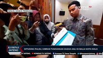 Dituding Palsu, Gibran Tunjukkan Ijazah Asli di Balai Kota Solo