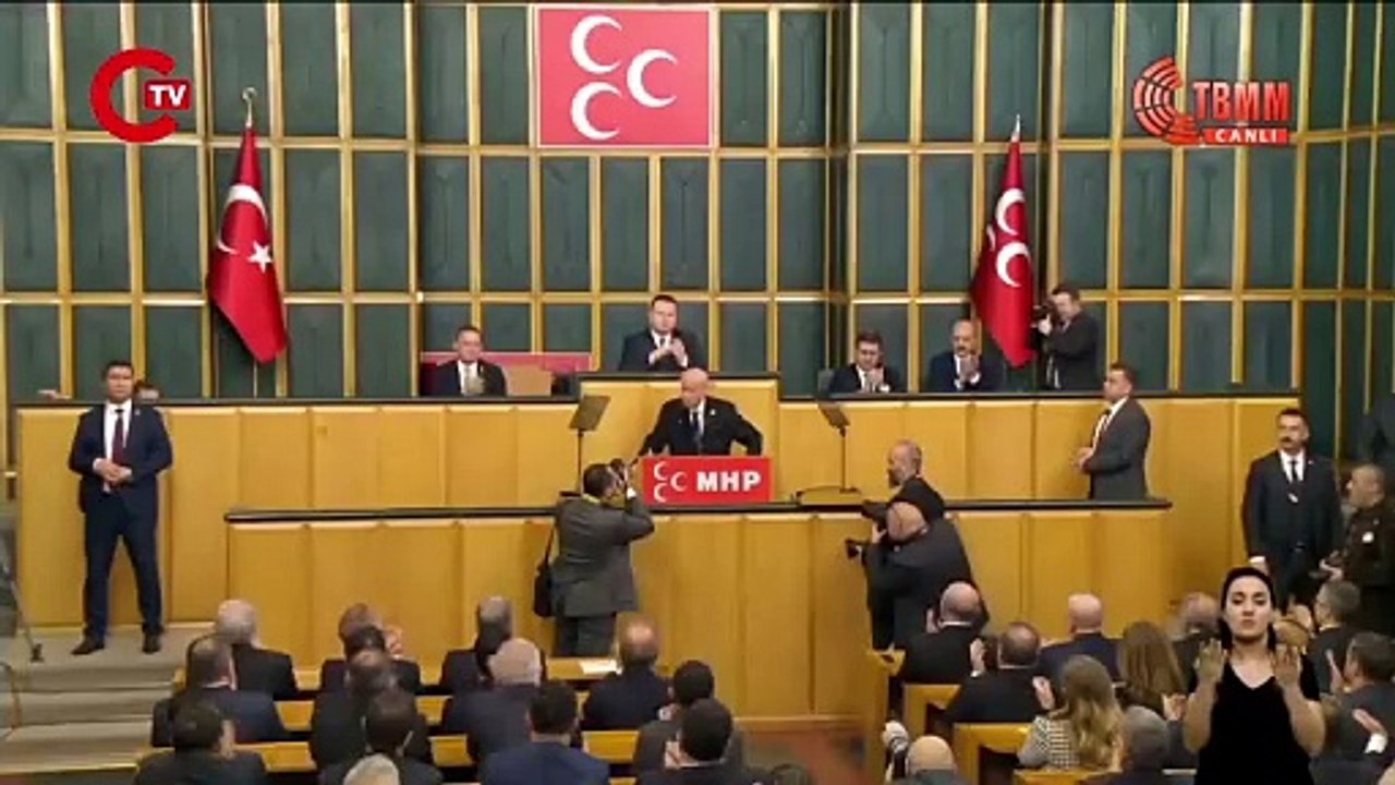 Devlet Bahçeli, Barış Terkoğlu'nu o yazısı üzerinden hedef aldı!