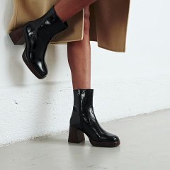 429-BRIGAND-CUIR-BRILLANT-E20-NOIR_VIDEO