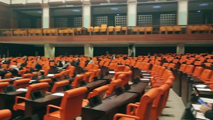 Celal Adan'a protesto: HEDEP'li milletvekilleri TBMM kürsüsünü işgal etti