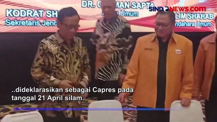 Descargar video: Mahfud MD Ungkap Sosok yang Pertama Kali Mendorongnya sebagai Cawapres