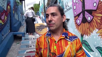 Ladeira principal do Morro da Conceição recebe mosaicos que retratam a cultura do Recife