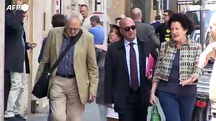 Sei milioni con malattie agli occhi, Sos costi per cure