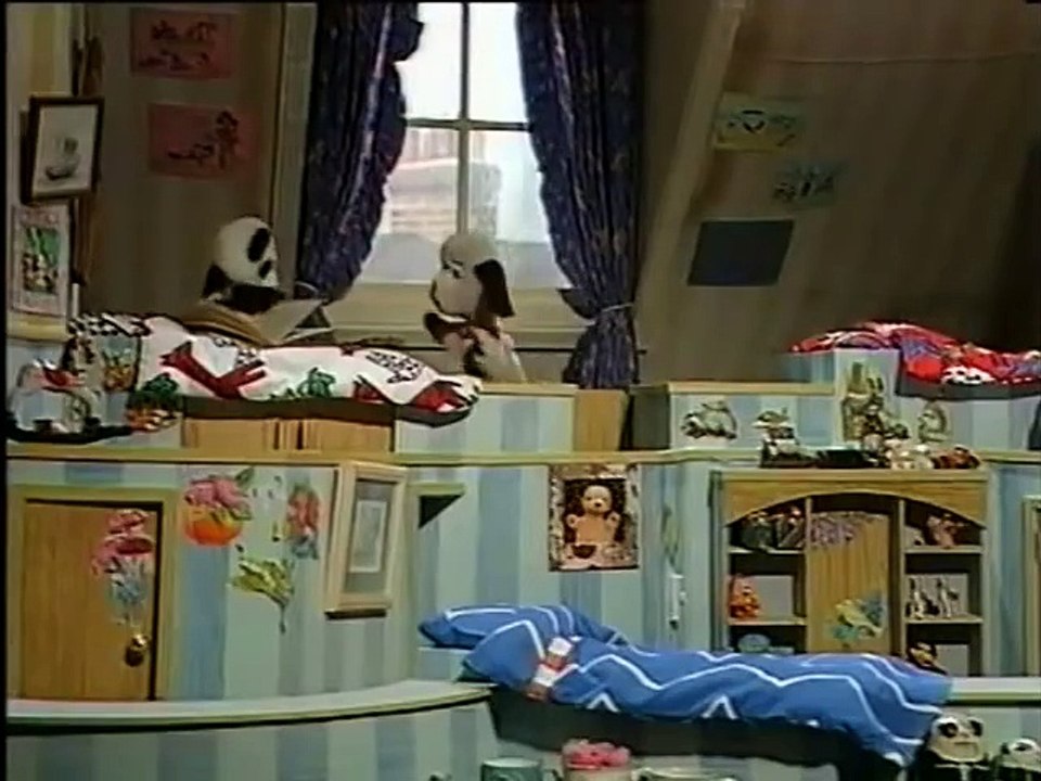Sooty & Co - Splashing Out