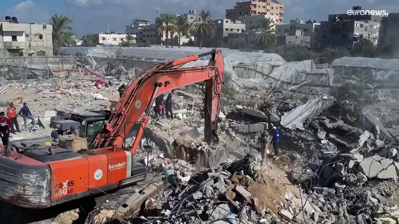 لقطات جوية تظهر مدى الدمار الذي حل بمخيم النصير...