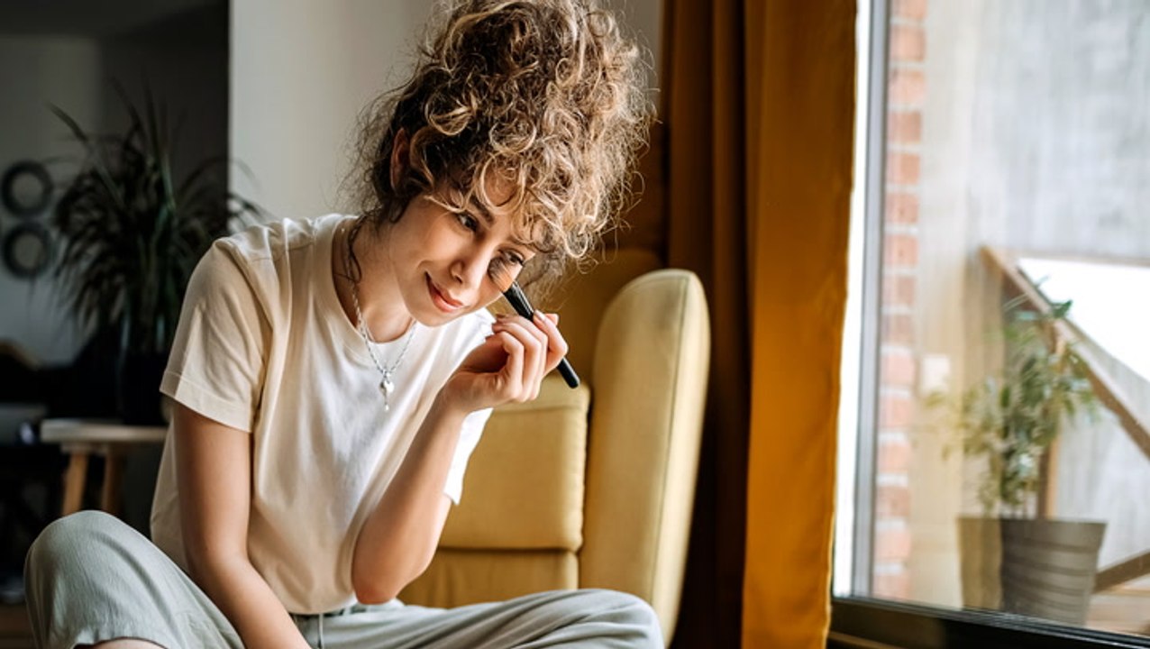 7 Simple Ways to Change Up Your Makeup Routine