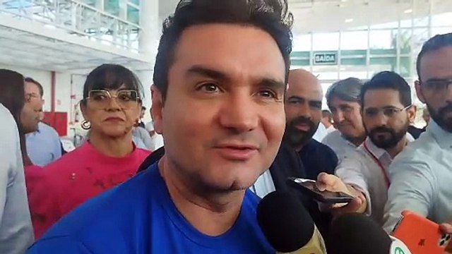 Ministro Celso Sabino e prefeito Celso Pozzobom inauguram o Centro de Eventos de Umuarama