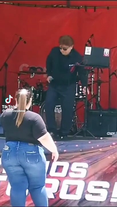 “Confite” el sancarleño que roba sonrisas imitando a Luis Miguel