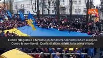 SOTTOTITOLI Zelensky festeggia i 10 anni da Euromaidan: Prima vittoria Ucraina contro Russia