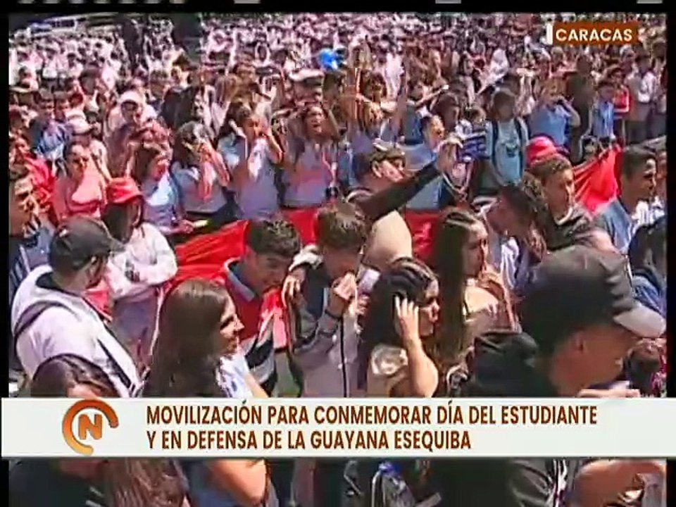 Jóvenes marchan en conmemoración del Día del Estudiante y defensa de la Guayana Esequiba