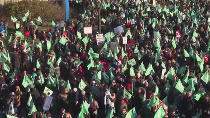 Miles de trabajadores de la educación en huelga en la provincia canadiense de Quebec