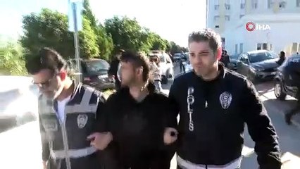 Türk bayrağını çaldığı öne sürülen kişi serbest kaldı