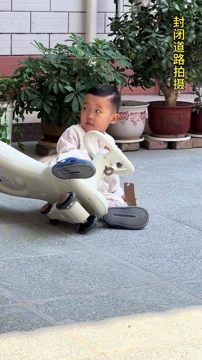 Dog Playing With Little Baby | Babies And Animals Funny Moments | Animals Funny Reactions #animals #pets #fun #satisfyingvideos #dog #doglover #cutepuppies #fun #love #cute #beautiful #cutebabies