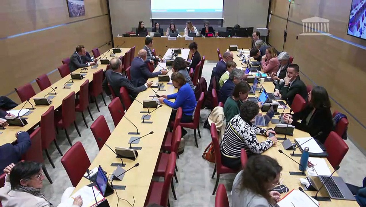 Commission du développement durable : Instaurer un moratoire sur le déploiement des méga-bassines (suite) - Mardi 21 novembre 2023