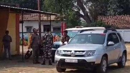 चरित्र शंका के चलते हैवान बना पति,पत्नी के सिर पर मारा हथौड़ा और फिर..