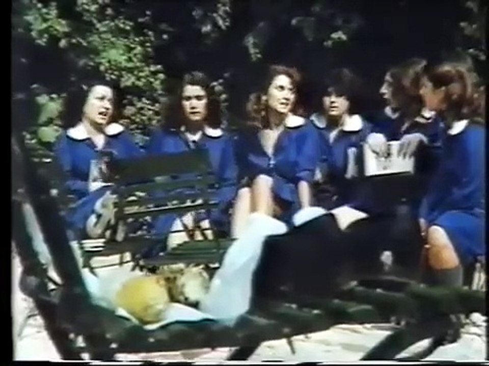17 ΣΦΑΙΡΕΣ ΓΙΑ ΕΝΑΝ ΑΓΓΕΛΟ - 1981 - VHSRip - 480x360
