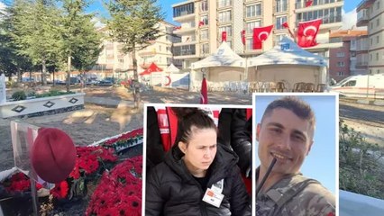 Şehit Piyade Üsteğmen Abdullah Köse'nin cenazesi, eşinin isteği ile evinin karşısına defnedilmiş