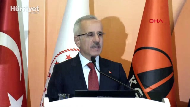 Bakan Uraloğlu, Karayolu 5'inci Ulusal Kongresi ve Sergi Açılış Töreni'nde açıklamalarda bulundu
